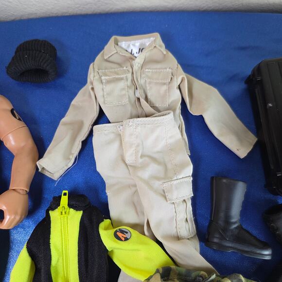 Vintage 1993 GI Joe Action Man Scuba Diver 1:6 Scale 12" Doll + Extras Bundle - Picture 7 of 12